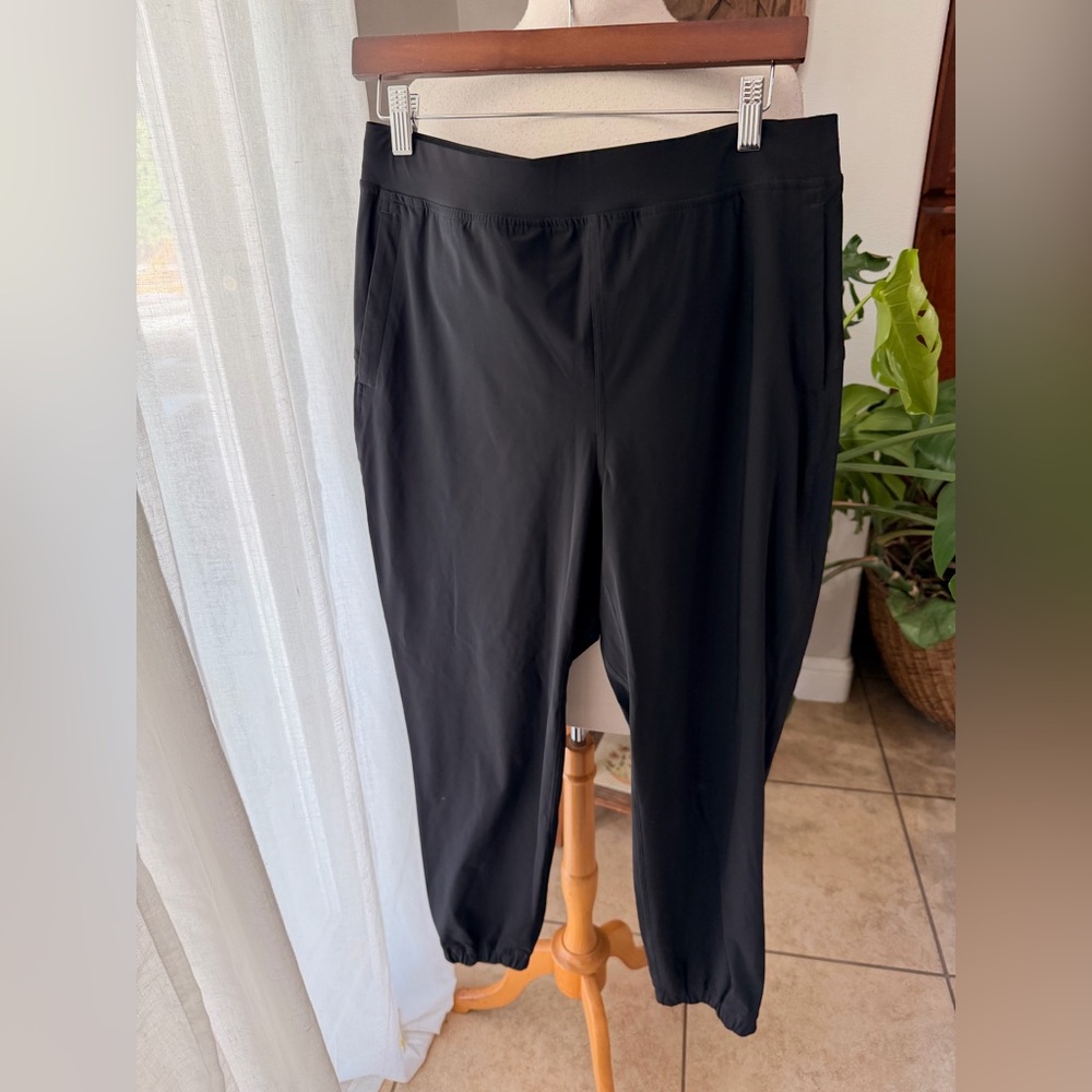 Lululemon Black Joggers Size 10 Athletic Running Pants Zipper Ankle